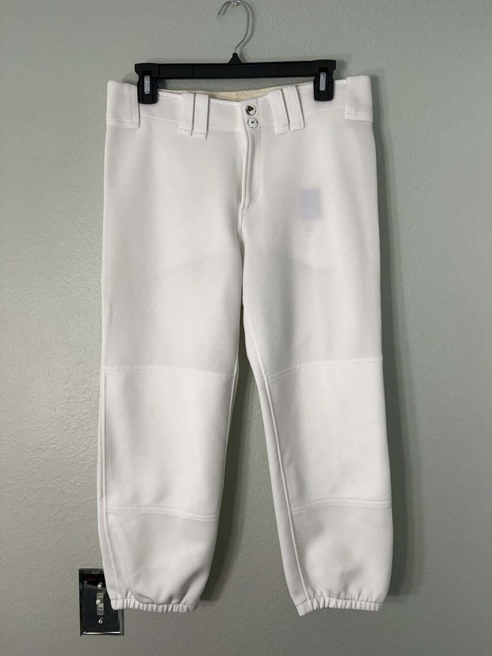 Mizuno Women’s Fastpitch Softball Pants Size Medium - White *Used*